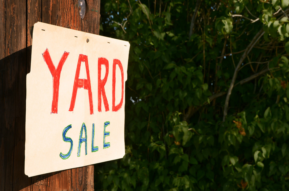 5 Simple Strategies to host an awesome garage sale