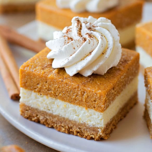 25 Best Thanksgiving Desserts That Are Not Pie - This Tiny ...