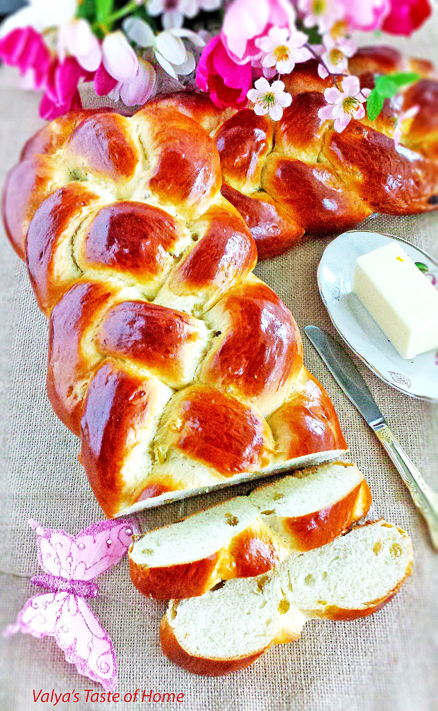 30 Best Delicious Easter Bread Recipes - This Tiny Blue House